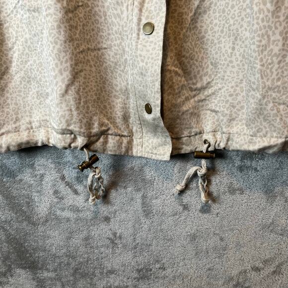 RAILS Collins‎ White Mini Cheetah Jacket Size Large Tencel Linen Cream New - Picture 4 of 9